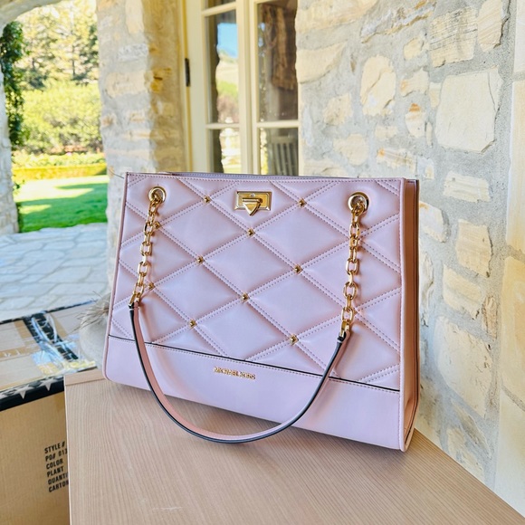 Mk - Picture 1 of 14